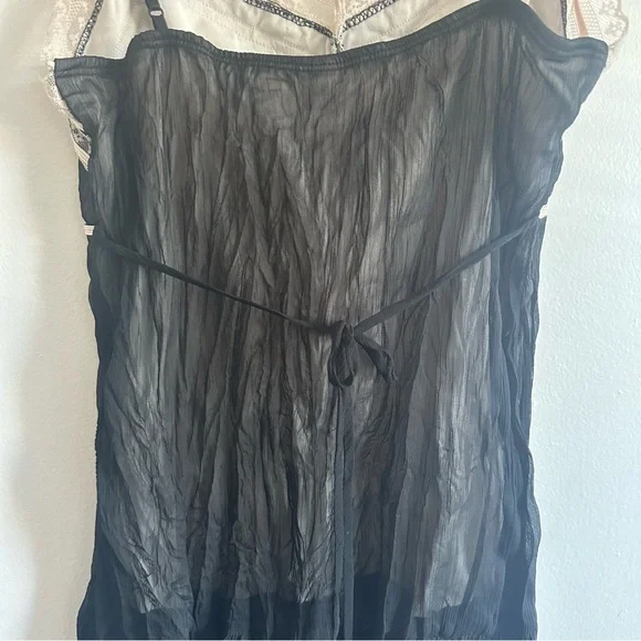 Heart Soul Sheer Black and Cream Lace Chemise - Picture 7 of 10